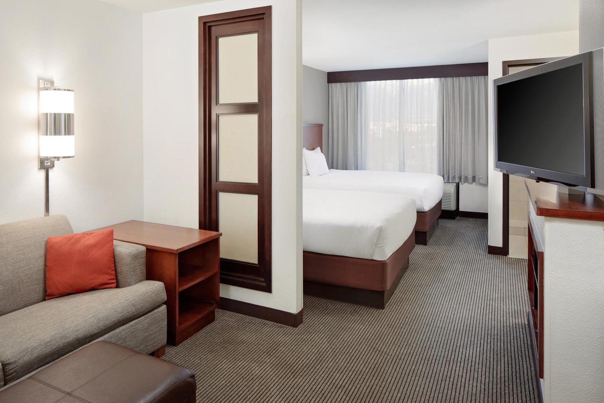 Hyatt Place Ontario/Rancho Cucamonga Phòng bức ảnh