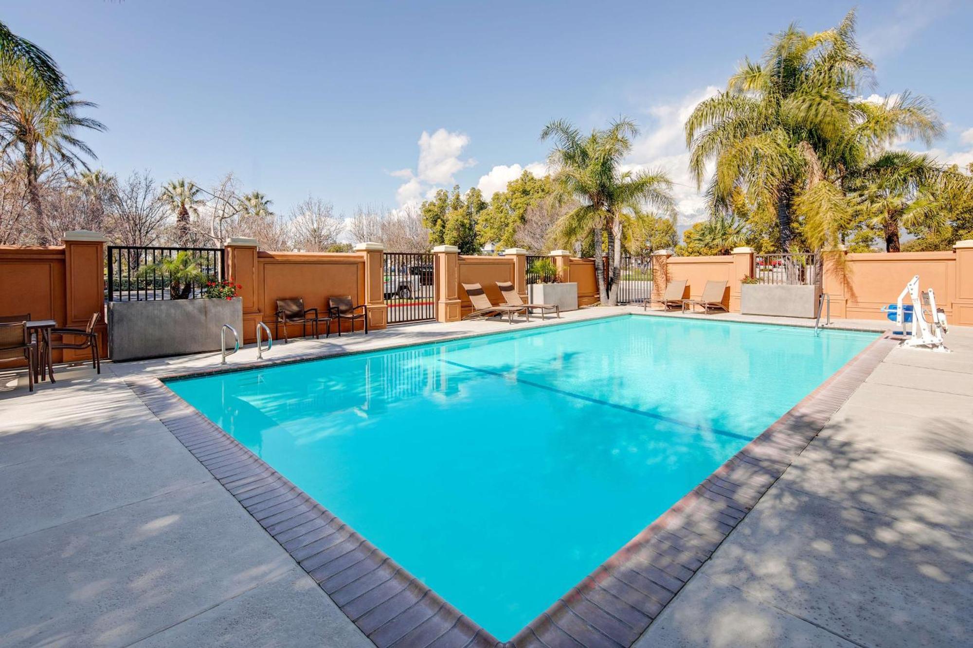 Hyatt Place Ontario/Rancho Cucamonga Ngoại thất bức ảnh
